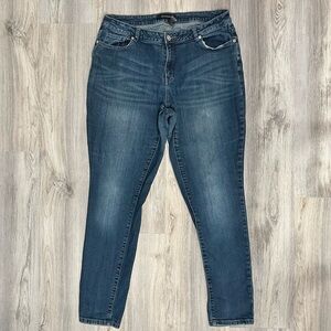 Ashley Stewart High Rise Skinny Jeans Medium Wash Tapered Leg Denim Size 14